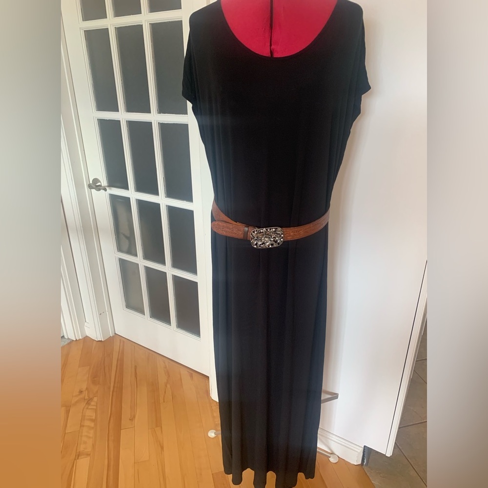 Reitmans Stretchy Black Maxi Dress